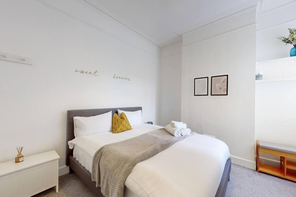 Spacious 2Bd Apartment Cricklewood Londra Dış mekan fotoğraf